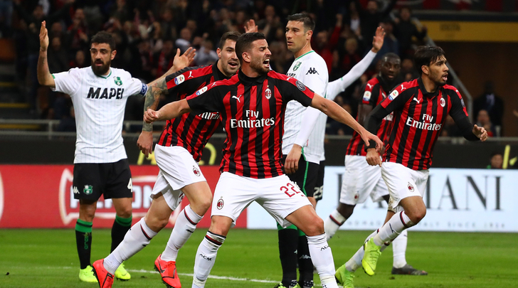 Milan wygrywa z Sassuolo po samobóju Liroli